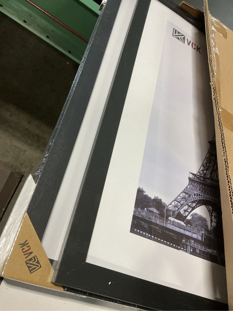 https://lotting-media.assets.bidfta.com/lotting_6d051dbf-89be-40e0-be15-269be49e090c
