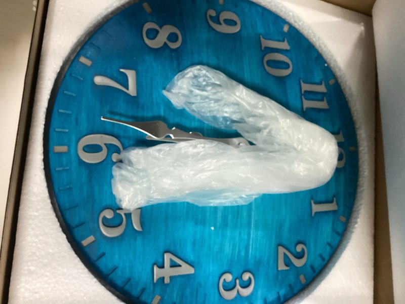 Condition photo showing Good Condition for OCEST 12 Inch Indoor Outdoor Clock, Waterproof Resin Outdoor Wall Clock, Silent Non-Ticking Battery Operated Decor for Garden Pool Patio (Blue)