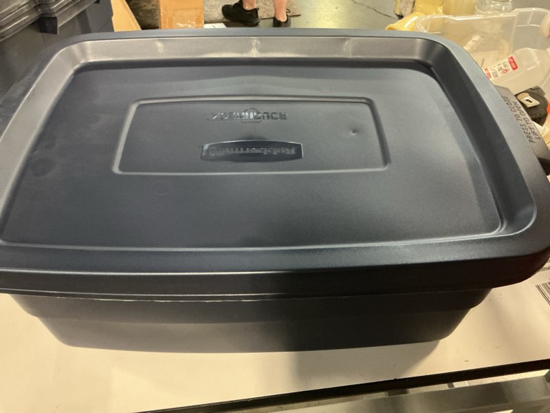 Condition photo showing Good Condition for 1 piece roughneck storage box, 10 gallon, dark indigo metallic