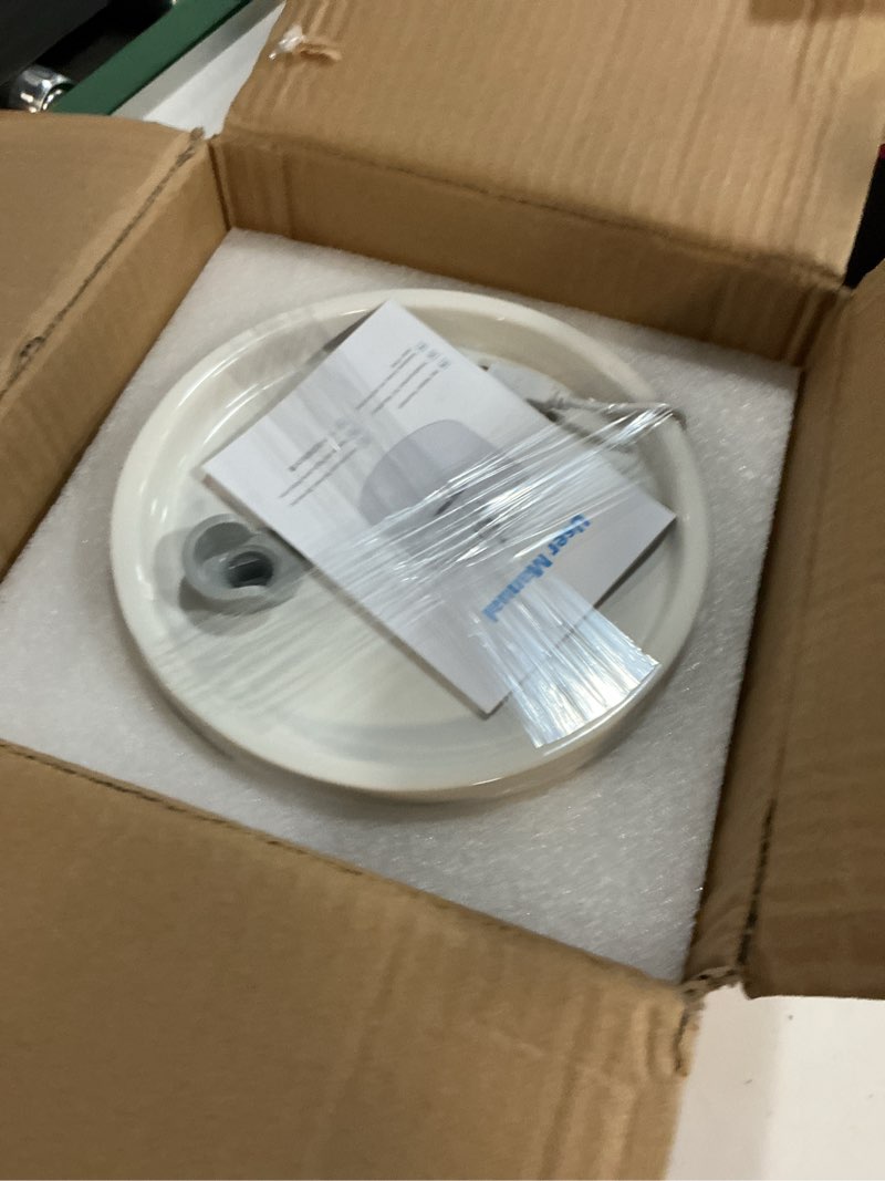 Condition photo showing New/Like New for ceramic cat water fountain - 2.1l/71oz - all-ceramic body & pure copper water spout - non-toxic - automatic pet drinking fountain indoor with ultra-quiet pump, and 3pcs filter & sponge (white) white ceramic cat fountain