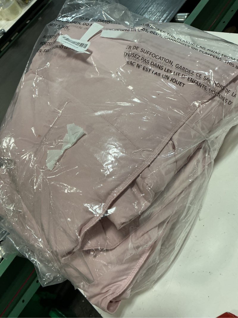 Condition photo showing As Is for newspin queen bed in a bag 8 pieces comforter set, pink all season bed set, queen bedding sets with comforter and sheets, pillow shams, flat sheet, fitted sheet, pillowcases and bed skirt pink queen
