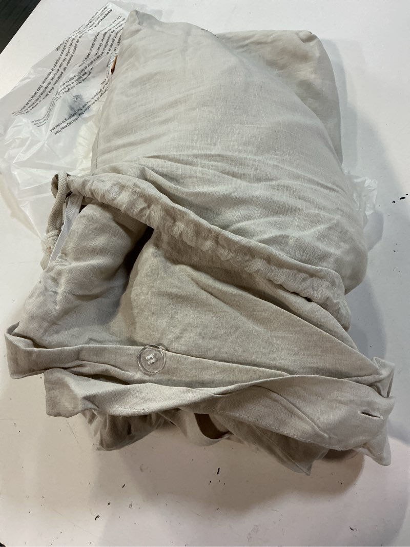 Condition photo showing Good Condition for european linen duvet cover, full/queen, sand