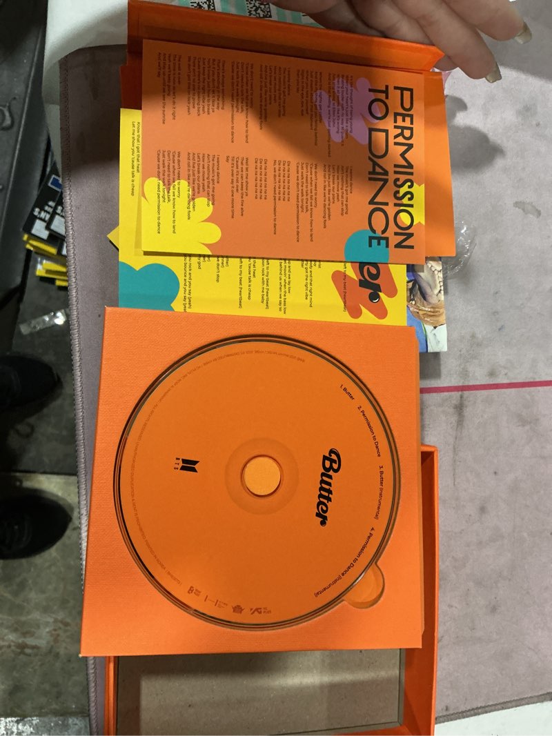 Condition photo showing Good Condition for bts - butter (cd)