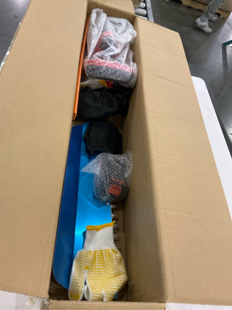 Hedge Trimmer-Battery Operated