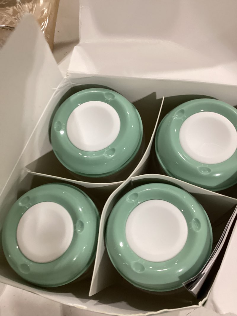 Condition photo showing Good Condition for momcozy natural baby bottle, wide-neck, bpa free breast milk container, storage collection bottle for fridge & milk cooler, breastfeeding essential, 11 oz, 4 pcs