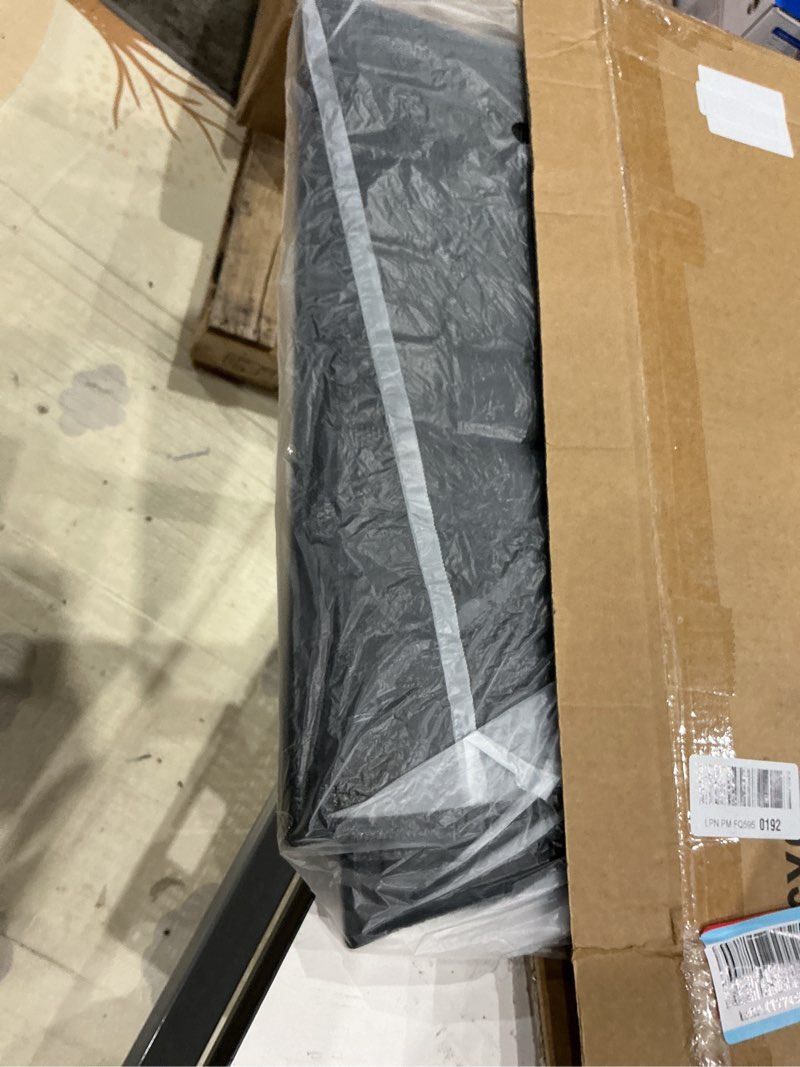 Condition photo showing Good Condition for cargo mat
