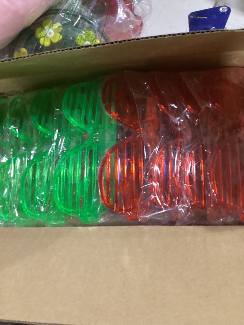 Condition photo showing Good Condition for 40 pack led glasses,light up glasses,glow glasses glow in the dark party supplies suitable for kids/adults, rave neon flashing party for birthday mardi gras new year's eve decoration 40pc-glow glasses