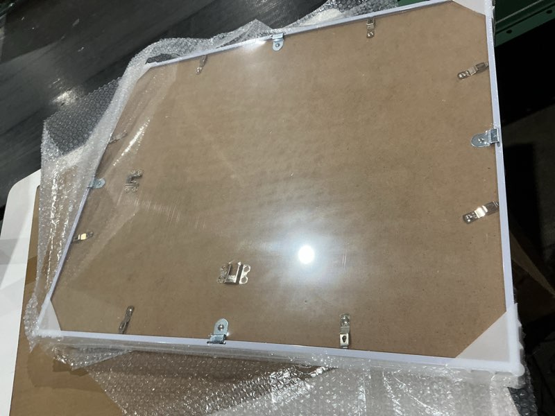 Condition photo showing Good Condition for picture frames with complimentary hanging hardware and glass included - handmade (6 pack ))