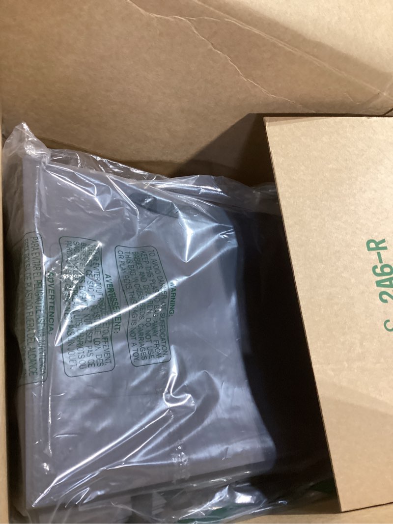 Condition photo showing Good Condition for EUSOAR Exra Large Gift Wrap Bags Bulk, 50 Pack 16x6x12 inches Black Paper Heavy Duty Bags with Handles, for Business, Grocery, Boutique, Retail, Wedding, Party Favors, Baby Showers, Birthdays Black 1 Count (Pack of 50)