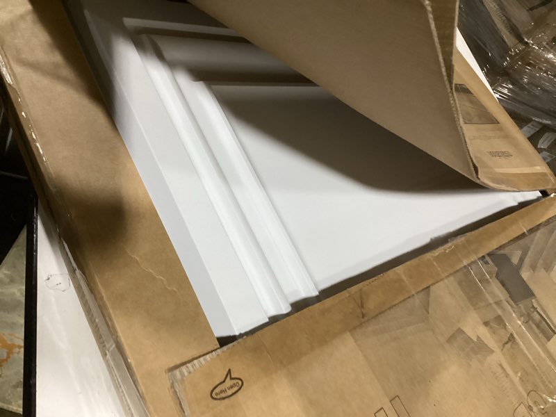 Condition photo showing Good Condition for art3d pvc ceiling tiles, 2'x2' plastic sheet in white (24-pack) 24"x24" white 1 24