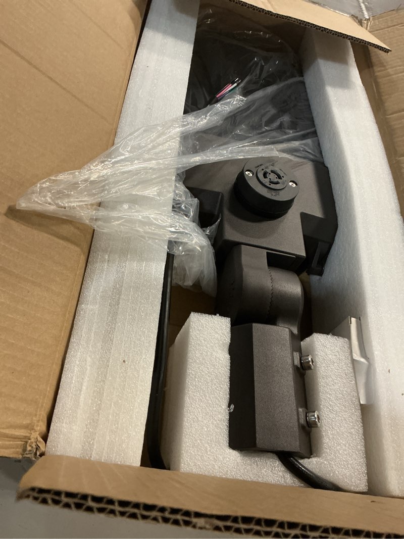 Condition photo showing Good Condition for evenlight led parking lot light 200/w - commercial area street light dusk-to-dawn 5000k 140lm/w, ip65 waterproof rotatable and easy to install shoebox light for parking lots, yards and garages