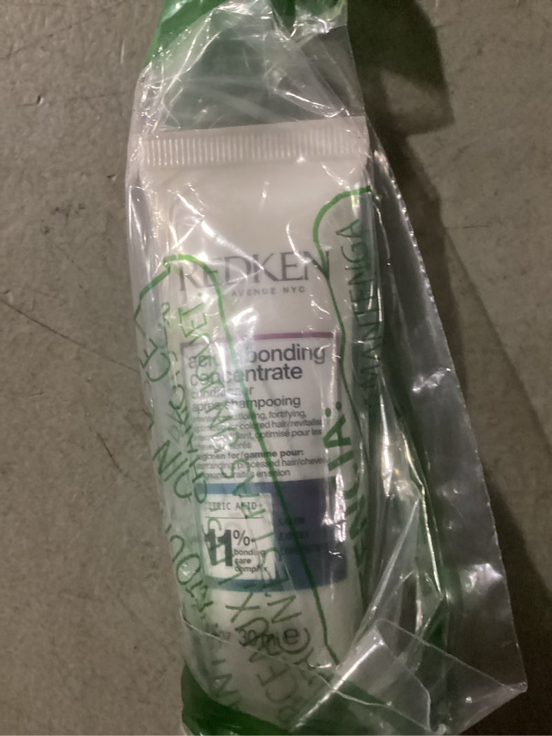 Condition photo showing Good Condition for redken acidic bonding concentrate conditioner for damaged hair repair - strengthens and repairs weak and brittle hair, sulfate-free, with citric acid 10.1 fl oz