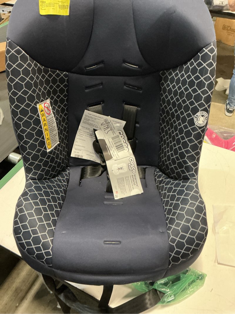 Condition photo showing Good Condition for cosco kids scenera extend infant & toddler convertible car seat, trellis