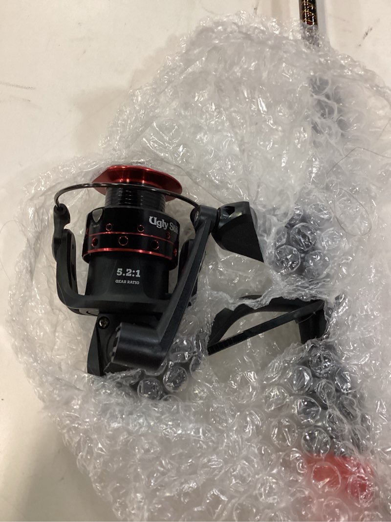 Condition photo showing Good Condition for Ugly Stik GX2 Spinning Reel and Fishing Rod Combo New Model 30 Size Reel - 6' - Medium - 2pc