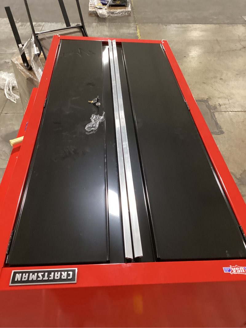 Condition photo showing Good Condition for craftsman 31.94-in w x 72.55-in h x 18.41-in d freestanding steel garage cabinet in red