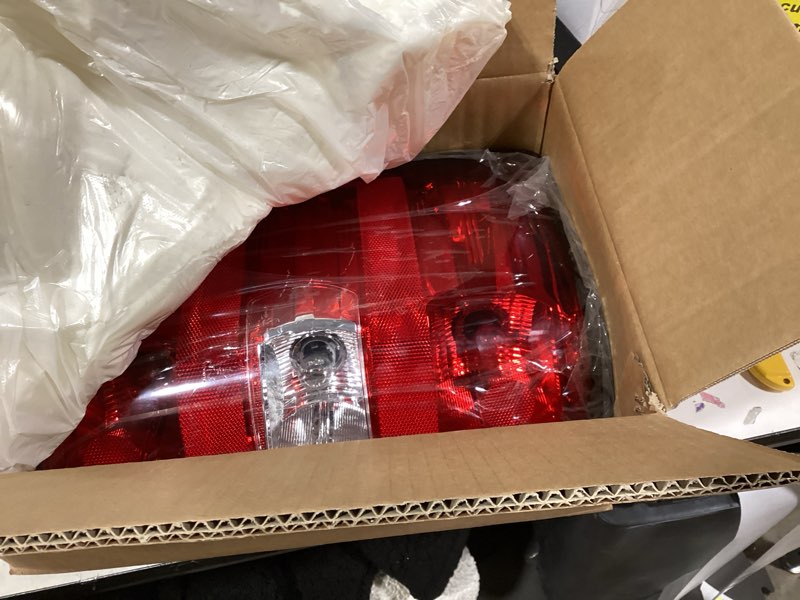 Condition photo showing New/Like New for tail light assembly compatible with 2007-2013 chevy silverado 1500 2500hd 3500hd, rear taillight brake turn signal with bulbs, replaces 25958483 25877455 (right passenger side)