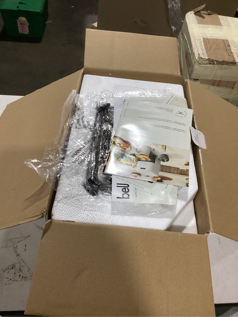 Condition photo showing Good Condition for bella 4Qt Slim Air Fryer, Fits-anywhere™ Kitchenware, EverGood™ Ceramic Nonstick Coating, Adjustable Temperature, 6 Preset Cooking Options, 60 Min Auto Shutoff w Audible Tone, 3.3lb Capacity, Seaglass 4 QT Seaglass