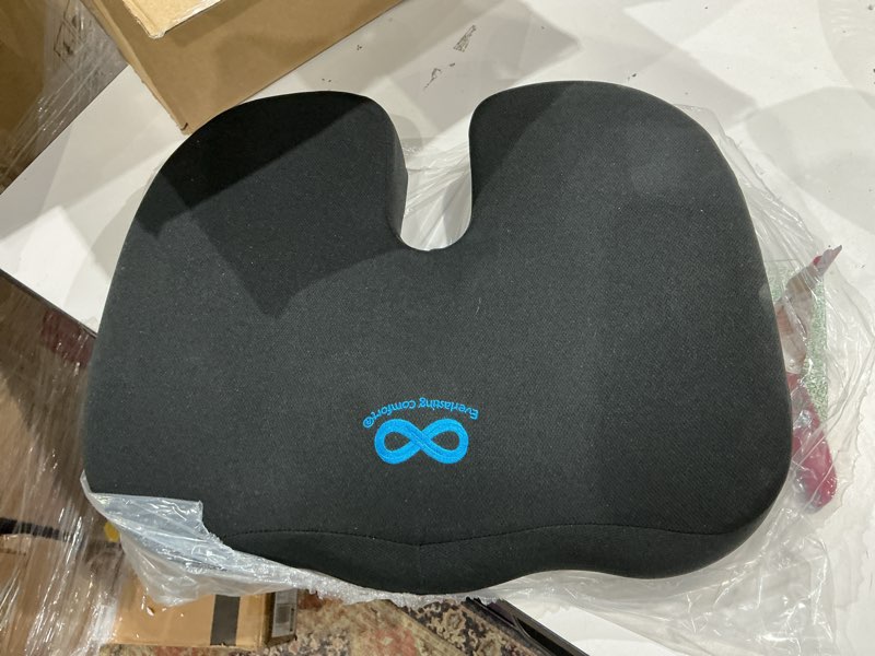 Condition photo showing Good Condition for everlasting comfort doctor recommended memory foam seat cushion for office chairs & car - ergonomic office desk accessories - cushions for tailbone pain relief, sciatica (black, large) 01. black mesh large