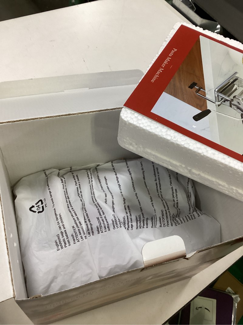 Condition photo showing Good Condition for Sailnovo Pasta Maker Machine, 180 Roller Pasta Maker, 9 Adjustable Thickness Settings 2-in-1 Noodles Maker with Rollers and Cutter, Perfect for Spaghetti, Fettuccini, Lasagna or Dumpling Skin Red