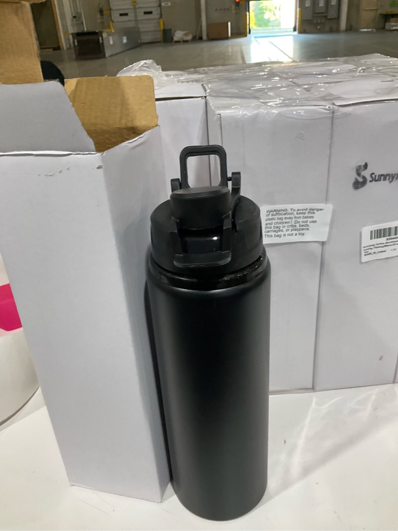 Condition photo showing Good Condition for sunnyray 16 pcs aluminum water bottle bulk reusable sports bottle with snap lids multipack vacuum water flask for travel camping, picnics, gym, hiking, cycling, fishing (black,25 oz) black 25 oz