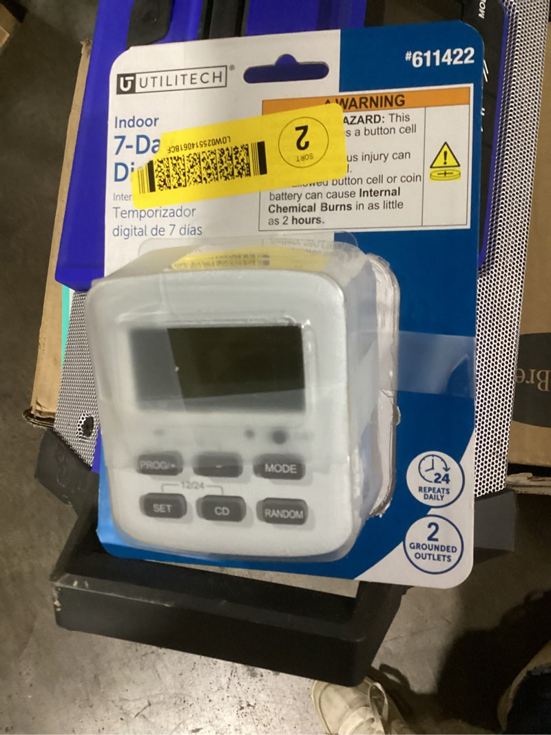 utilitech 15 -amps 125-volt indoor 2 -outlet countdown digital lighting timer