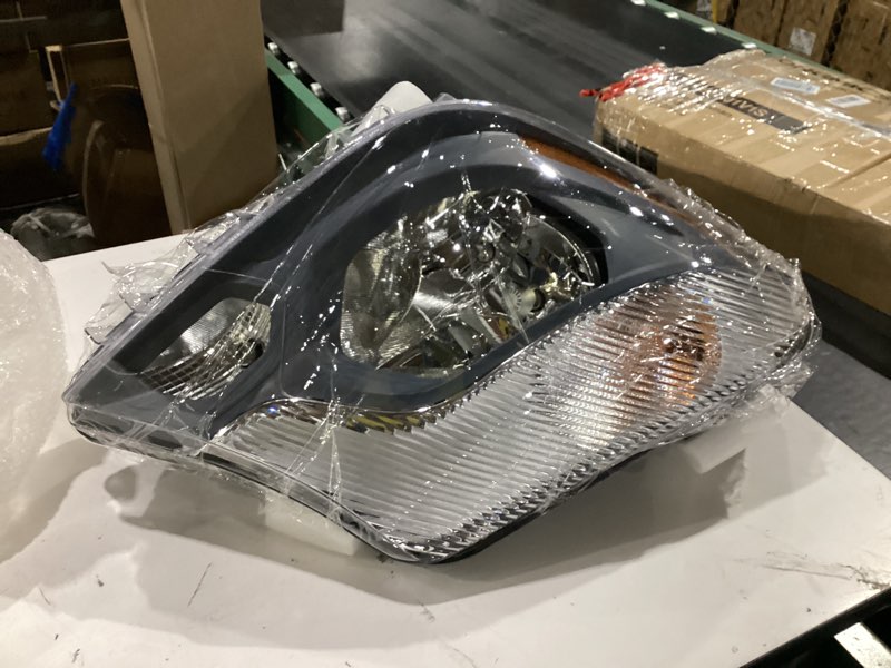 Condition photo showing New/Like New for left halogen headlight assembly compatible with 2014 2015 2016 2017 sprinter 2500 3500 front headlamp replacement 9068202861 driver side