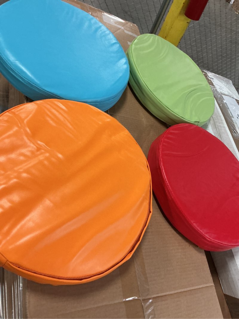 Condition photo showing As Is for juexica 4 piezas de cojines extra gruesos y flexibles para el suelo surtido red,blue,green ,orange 