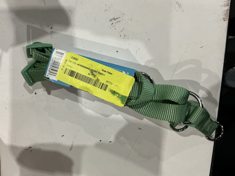 Condition photo showing Good Condition for vibrant life polyester step-in dog harness  sage green  m (16 -18  chest size)