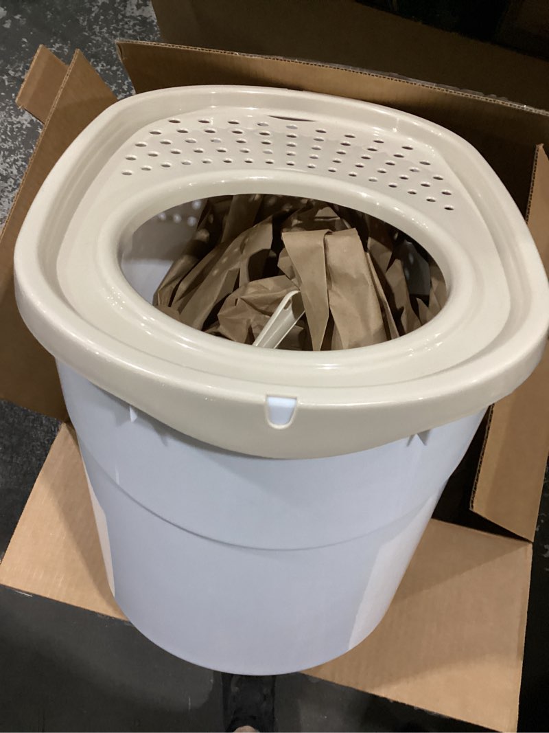 Condition photo showing Good Condition for iris usa large top entry cat litter box, hooded privacy, beige | dog-free zone, enclosed top access, protected interior, dog proof pan, odor trapping, reduced tracking oval white w/ scoop