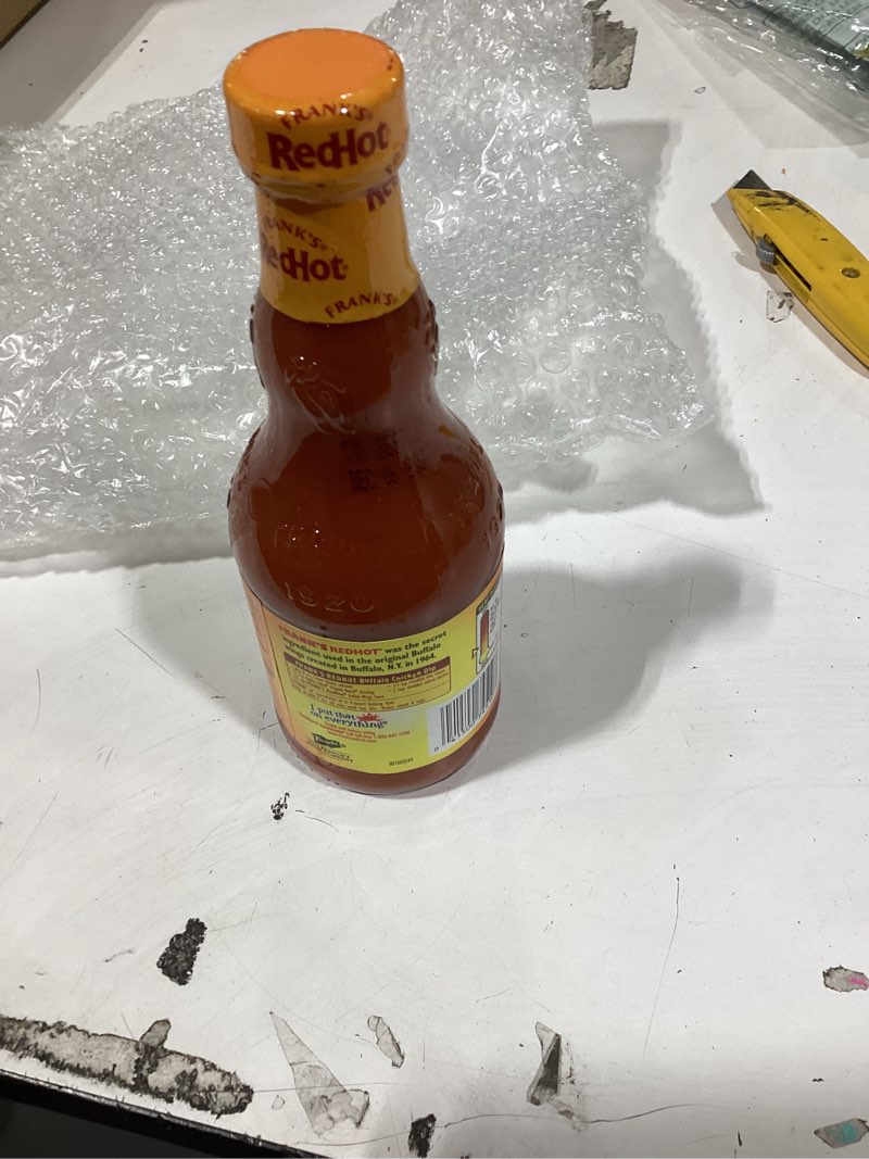 Condition photo showing New/Like New for frank's redhot wings sauce, buffalo, ready-to-use, shake or pour over wings, sandwiches, pizza, and more for buffalo-style flavor, 12 fl oz buffalo 12 fl oz (pack of 1)