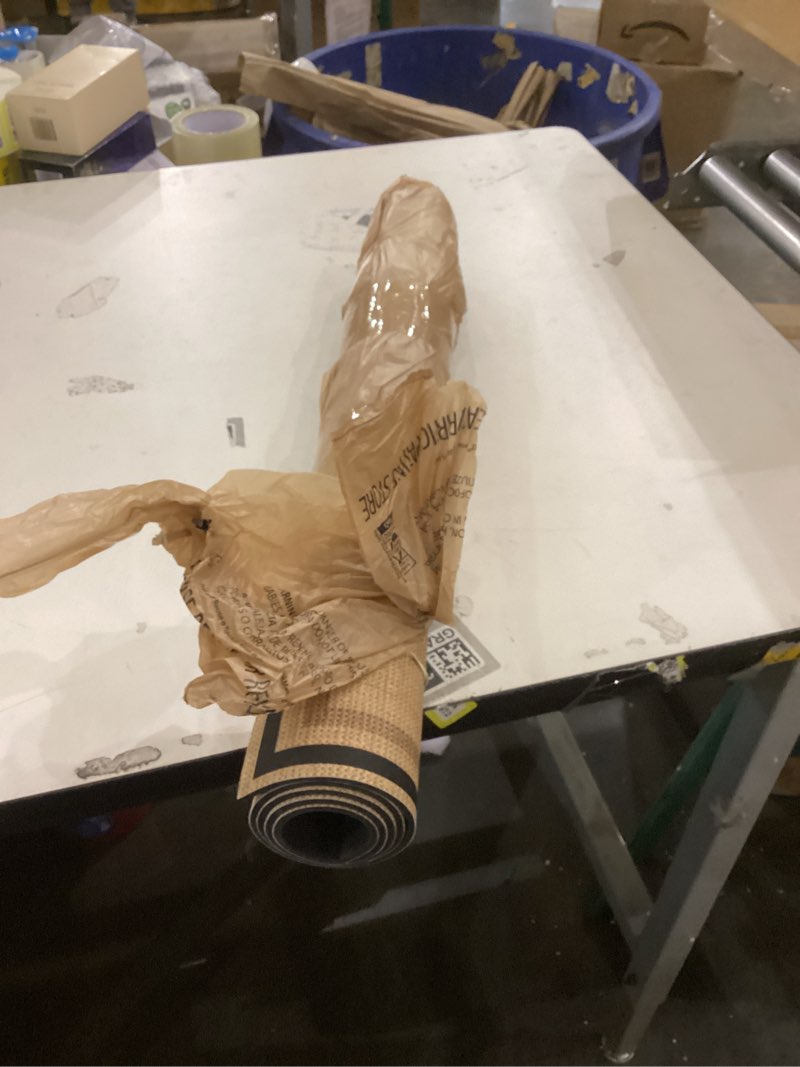 Condition photo showing Good Condition for Floor mat