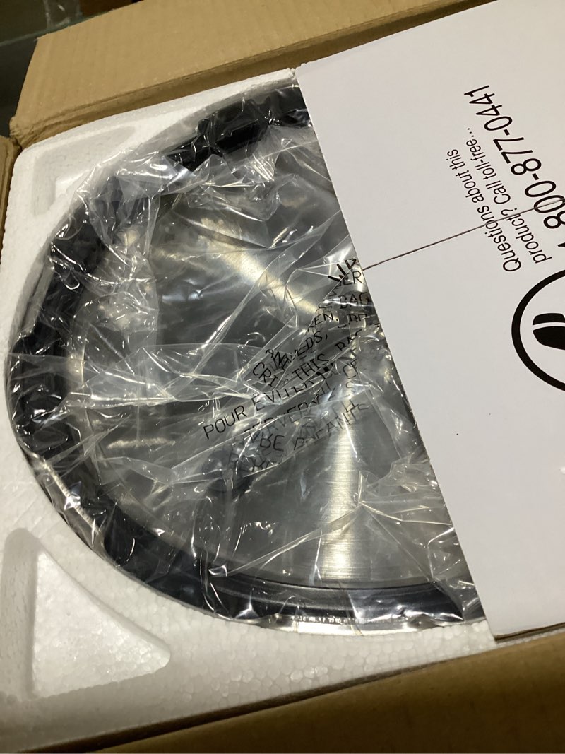 Condition photo showing Good Condition for Presto® 6 Quart Stainless Steel Pressure Cooker