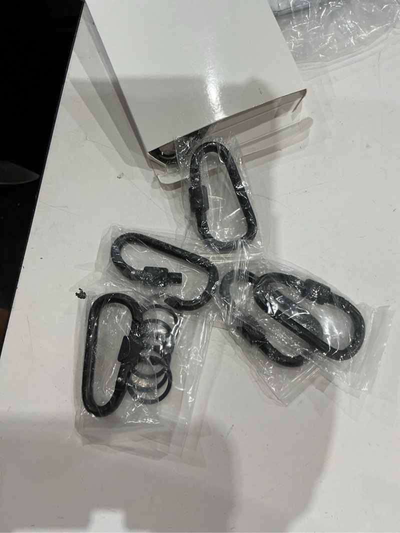 Condition photo showing Good Condition for cridoz locking carabiner d ring clips with flat key ring 6 carabiner with 6 keyrings