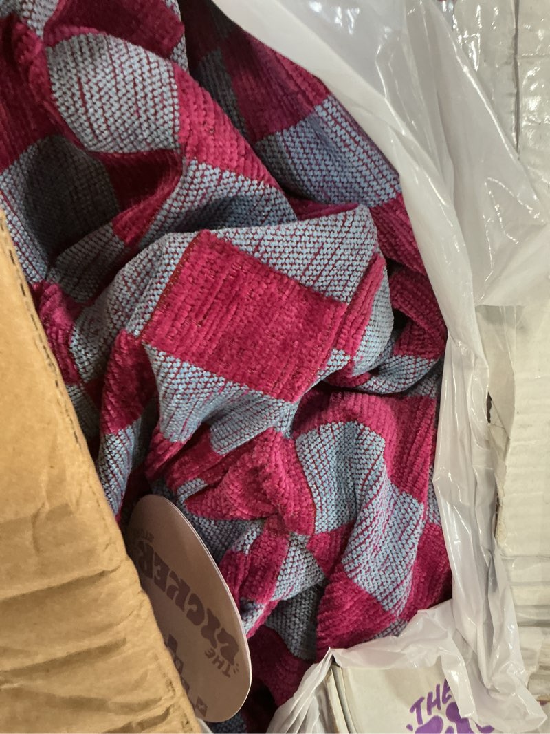 Condition photo showing As Is for the licker store dbd3001c-xl mabel 49.5" x 31.5" designer modern ultra soft reversible plush rectang