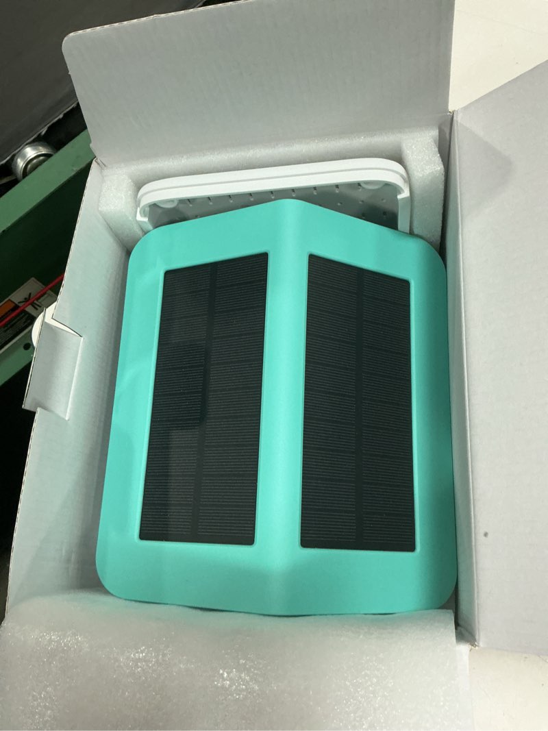 Condition photo showing Good Condition for smart bird feeder with camera, ai identifies 16,000+ birds, solar powered, 2.5k hd, auto capture & notify, ideal gift for bird lovers green-01