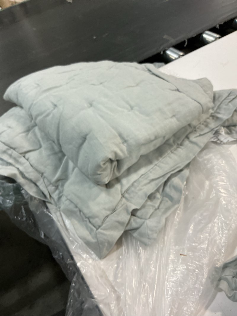 Condition photo showing Good Condition for european linen dream quilt pillowcase, king/cal king, mist