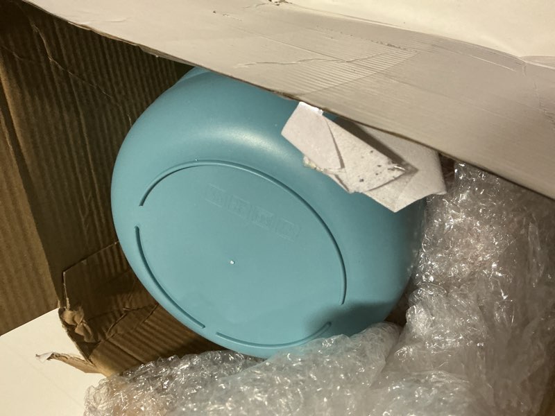 Condition photo showing Good Condition for tioncy 24 pcs cat food bowl 5.5'' fatigue relief shallow cat food dish wide and small pet wet plate wide stray wet feeding bowl for ferrets feral short legged kitten, wheat straw(four color,cute) four color cute