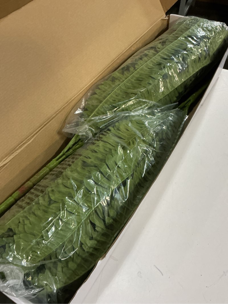 Condition photo showing Good Condition for 42" Artificial Boston Fern Large Bush Plants, 2 Bundles of Fake Ferns with 65 Fronds for Outdoors Home Decor 42" 2 Pcs