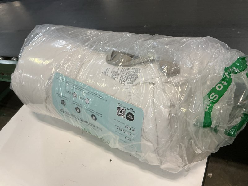 Condition photo showing As Is for martha stewart white goose king size feathers down fiber comforter, 100% cotton duvet insert king, hotel luxury hypoallergenic comforter 59oz light warmth 106 x 90 inch white/light warmth king