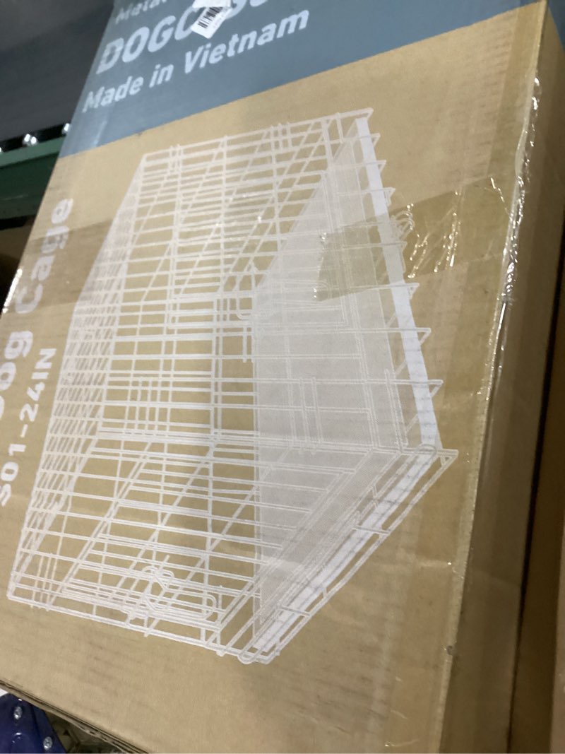 Condition photo showing Good Condition for metal dog cage