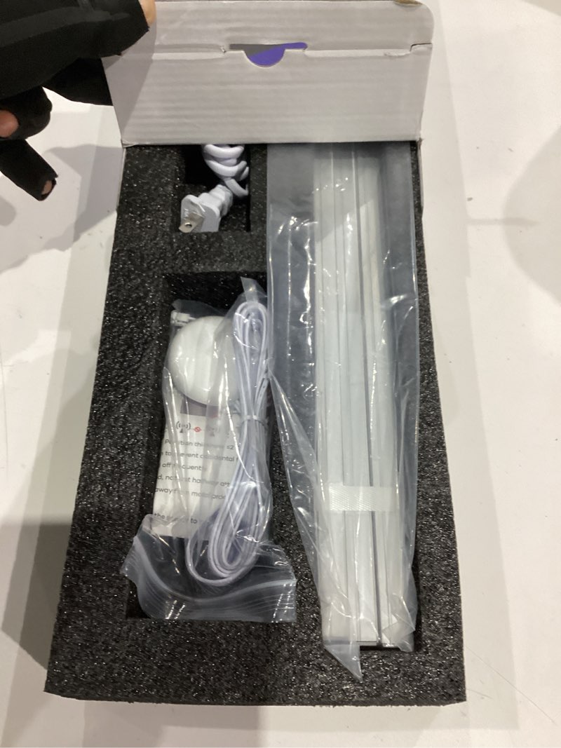 Condition photo showing Good Condition for lichaser led recessed lighting for acoustic panel, 6 pcs of 3000k dimmable led strip light for wood slat wall panel in parallel with touch sensor, self-adhesive for slat wall decor (4*28 in+2*16 in)