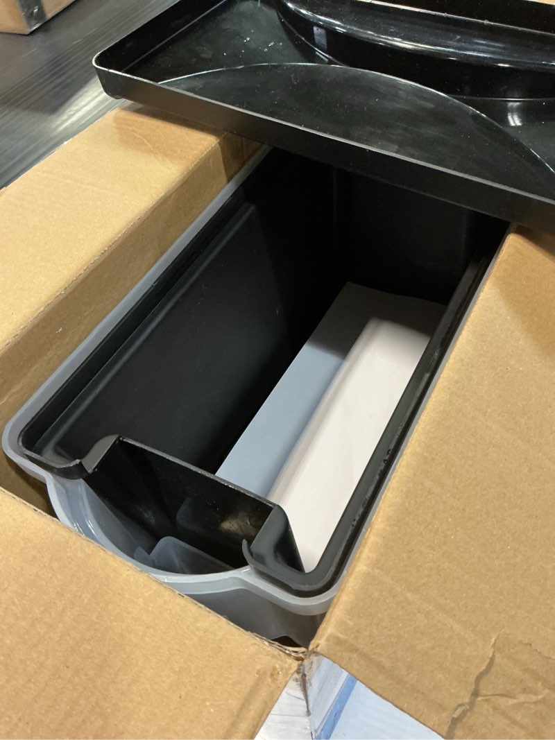 Condition photo showing Good Condition for winco slim 3 gallon beverage dispenser with base