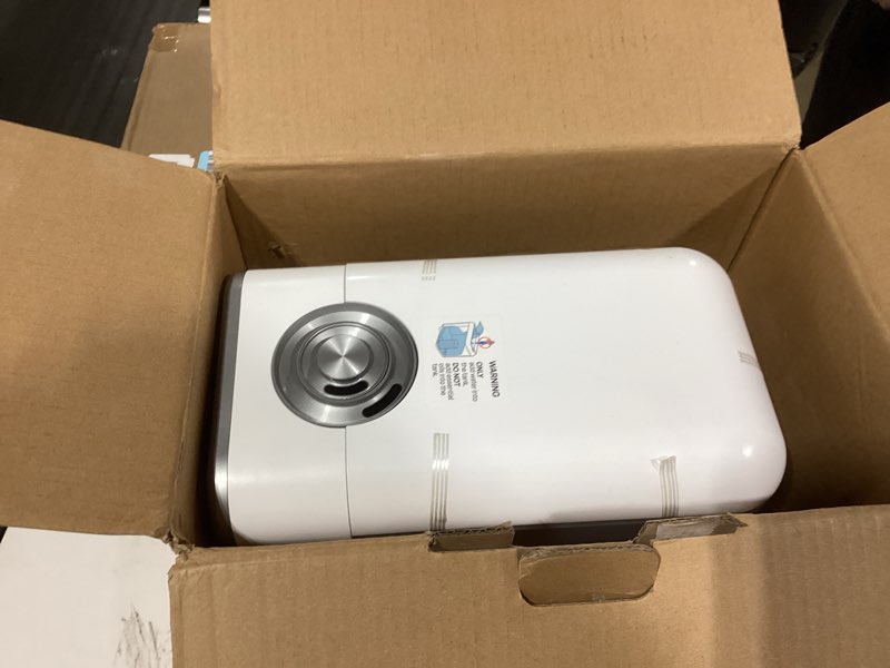 Condition photo showing Good Condition for similar product Dreo Humidifiers for Bedroom, Top Fill 4L Supersized Cool Mist Humidifier with Oil Diffuser and Nightlight, 36H Runtime, Quiet Ultrasonic Humidifiers for Home, Large Room, Baby Nursery and Plants Blue Standard