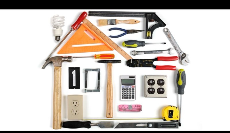 Assorted Home Improvement Lot (Small Tools, Screw, Home Accessories, etc.)