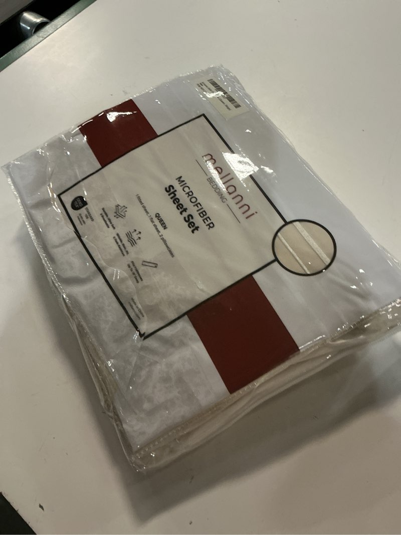 Condition photo showing New/Like New for Mellanni Queen Sheets Set - 4 PC Iconic Collection Bedding - Hotel Luxury, Extra Soft, Cooling Bed Sheets - Wrinkle, Fade, Stain Resistant (Queen, Beige) 1812 Beige Queen