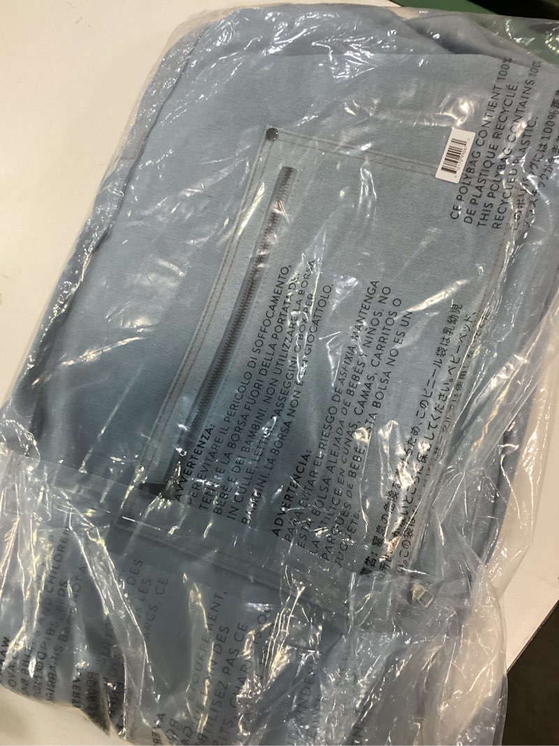 Condition photo showing New/Like New for Beis Bags | Beis X Gap Nwt Light Blue Jean/ Jeans Tote Bag | Color: Blue | Size: Os | Barbarabella101's Closet