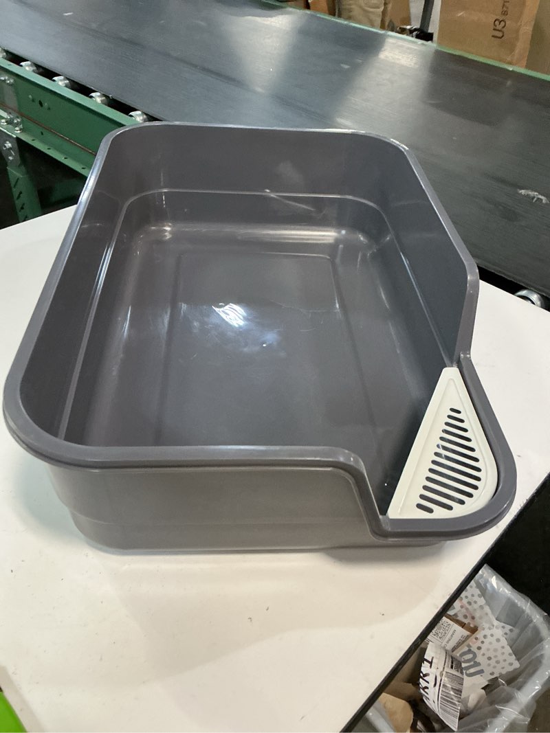Condition photo showing Good Condition for extra large litter box with low entry,jumbo cat litter box for kitty and senior cats,cat box for indoor cats,open top corner litter pan,easy to clean,23.6" l x 15.7" w x 5.9" h (grey)