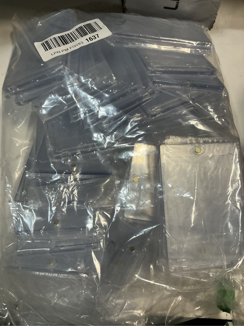 Condition photo showing Good Condition for 40ct Magnetic Card Holders, 35pt One Touch Card Holder, U-V Protection Hard Plastic Case for Trading Cards, Display Case for Sports, Baseball, Football, Game Cards 40Pack