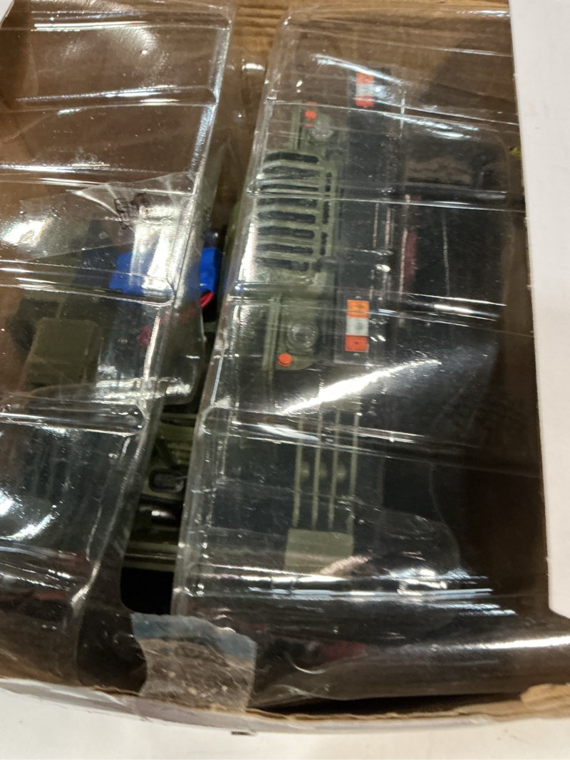 Condition photo showing Good Condition for RC Semi Truck, 2.4Ghz 6WD Remote Control Army Truck Trailer, 41.3 Inch Large Size RC Car Toy, 1/16 Scale Tractor, Remote Control Electric Transport Vehicle Toy car for boy Gifts