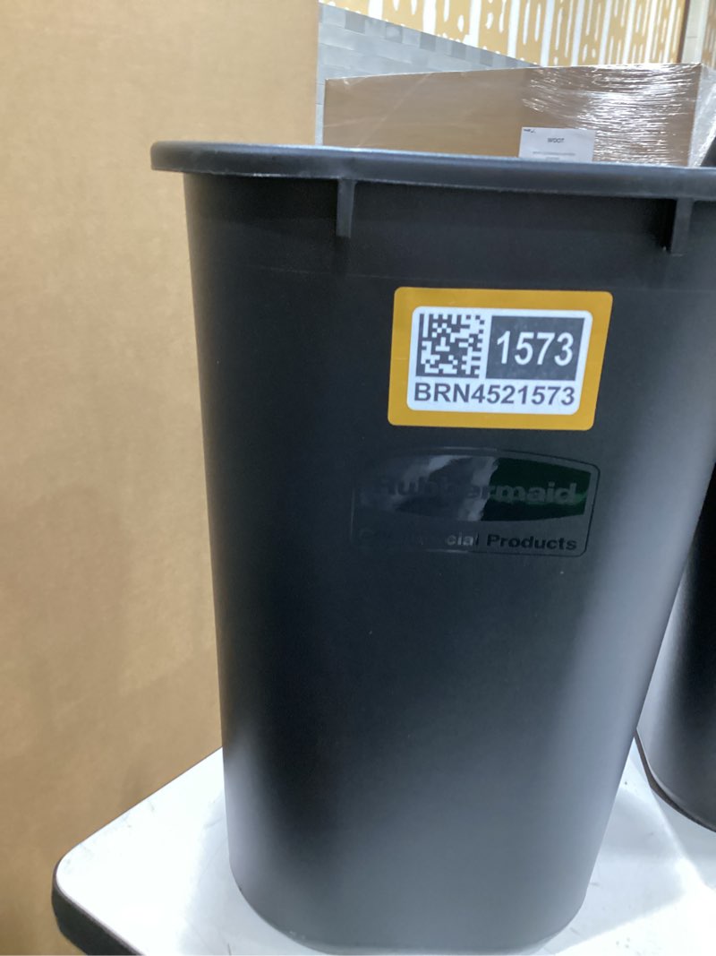 Condition photo showing Good Condition for rubbermaid commercial products resin wastebasket/trash can, 7-gallon/28-quart, black, plastic, for bedroom/bathroom/office, fits under desk/sink/cabinet 7 gallons black 1